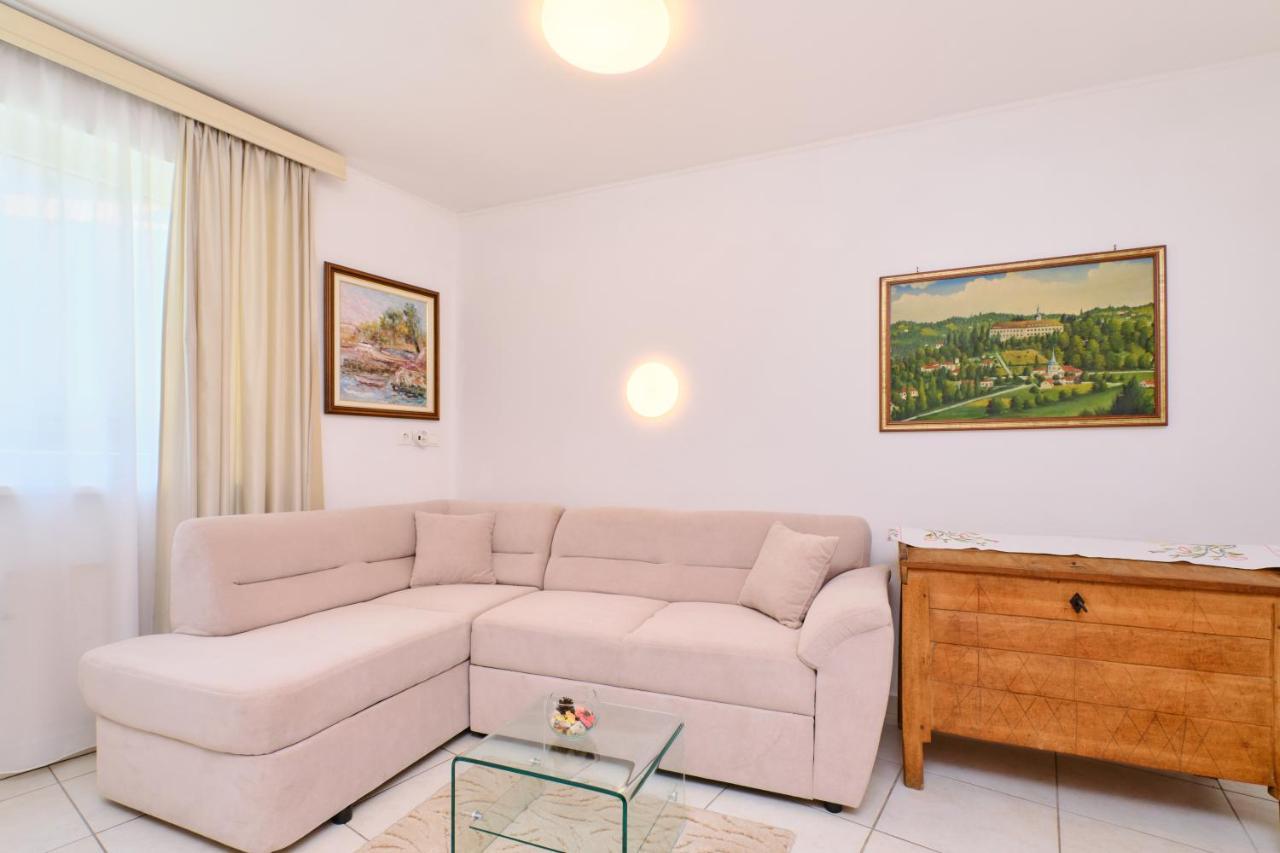 Apartments Antares Mali Lošinj Extérieur photo