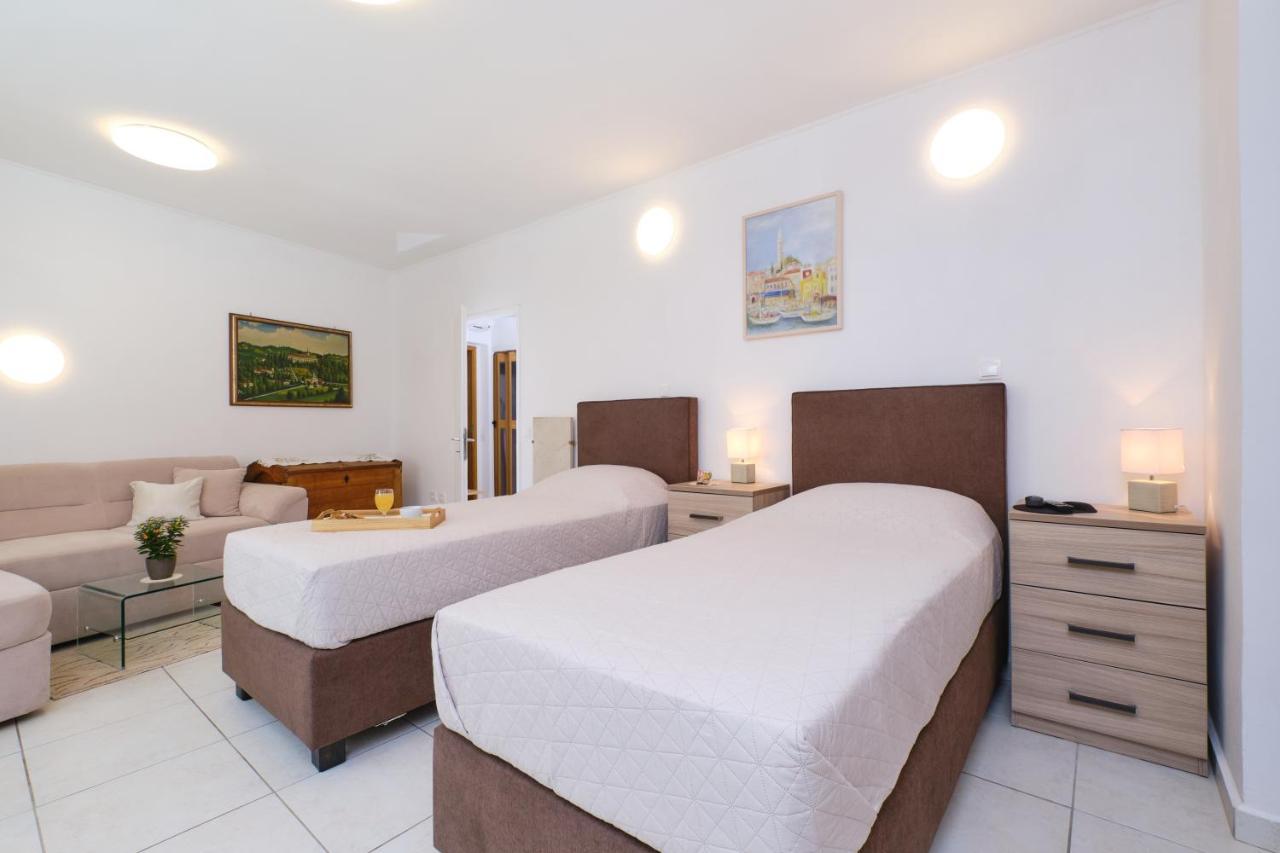 Apartments Antares Mali Lošinj Extérieur photo