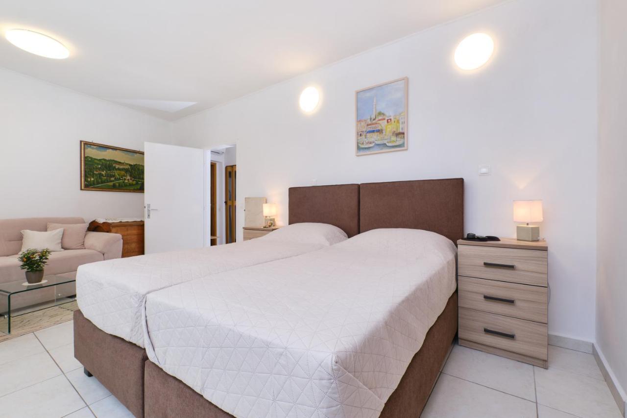 Apartments Antares Mali Lošinj Extérieur photo